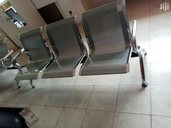 Stainless steel airport waiting bench featuring a sleek design and ergonomic seating.