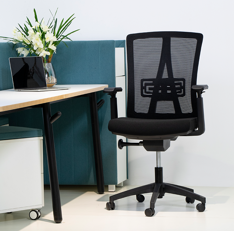 Mid-Back Mesh Office Seat featuring a breathable design and ergonomic support.