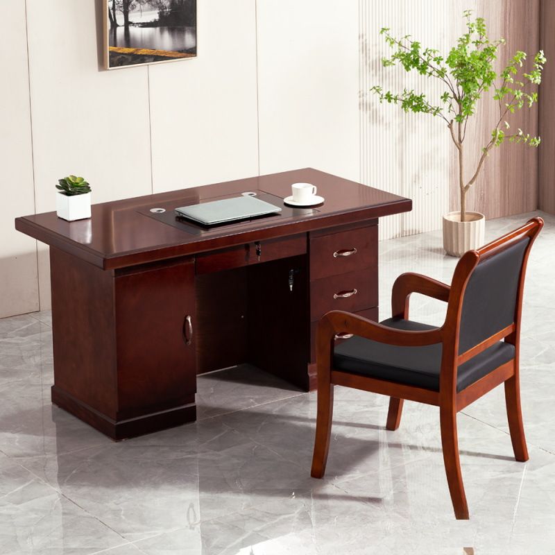 1.4-meter office desk featuring a spacious surface and modern design, ideal for home or corporate use.