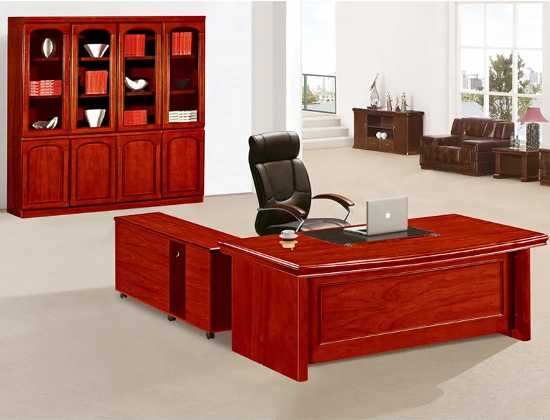 "MDF Board 1.8M Executive Office Desk – a spacious, stylish desk crafted from durable MDF, offering ample workspace and a sleek design, perfect for professional office environments."