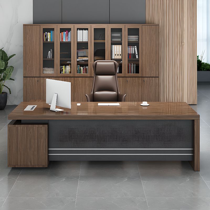 "1800mm Sleek Executive Office Desk with spacious work surface and modern design."