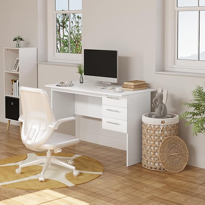 120cm x 160cm Home/Office Study Desk with spacious surface and modern design.