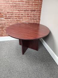 office table, executive office table, manager office table, staff office table, employee office table, home office table, modern office table, contemporary office table, classic office table, luxury office table, budget office table, wooden office table, metal office table, steel office table, MDF office table, laminated office table, veneer office table, plywood office table, particle board office table, glass office table, tempered glass office table, round office table, square office table, rectangular office table, oval office table, corner office table, L-shaped office table, U-shaped office table, compact office table, small office table, medium office table, large office table, multipurpose office table, modular office table, cluster office table, bench office table, collaborative office table, shared office table, single-person office table, double-person office table, triple-person office table, multi-person office table, conference table, boardroom table, meeting table, training table, seminar table, classroom table, staff table, manager table, executive table, reception table, lobby table, waiting area table, cafe office table, break room table, office kitchen table, office dining table, cafeteria table, coffee table, side table, end table, workstation table, cluster workstation table, adjustable office table, height-adjustable office table, sit-stand office table, motorized office table, electric office table, manual height office table, ergonomic office table, desk table, computer table, laptop table, writing table, study table, drafting table, designer table, creative table, craft table, office sideboard table, office console table, office display table, office shelf table, office storage table, office filing table, office cabinet table, office modular desk table, office partition table, office cubicle table, office cluster table, office benching table, office pod table, office workstation table, office multi-user table, office collaborative table, office team table, office dual-desk table, office triple-desk table, office multi-desk table, executive wooden table, executive glass table, executive metal table, executive steel table, modern wooden table, modern glass table, modern metal table, contemporary wooden table, contemporary glass table, contemporary metal table, classic wooden table, classic glass table, classic metal table, luxury wooden table, luxury glass table, luxury metal table, minimalist wooden table, minimalist glass table, minimalist metal table, industrial wooden table, industrial glass table, industrial metal table, rustic office table, vintage office table, retro office table, designer office table, premium office table, durable office table, sturdy office table, long-lasting office table, commercial office table, corporate office table, home office table, co-working office table, SME office table, startup office table, government office table, educational institution table, school office table, university office table, hospital office table, clinic office table, bank office table, law firm office table, IT company office table, BPO office table, call center office table, workshop office table, factory office table, laboratory office table, multifunction office table, multipurpose desk table, collaborative workspace table, shared workspace table, private office table, personal office table, manager desk table, staff desk table, employee desk table, executive desk table, director desk table, CEO desk table, home study table, compact desk table, space-saving office table, corner desk table, angular desk table, round desk table, rectangular desk table, square desk table, oval desk table, pedestal office table, table with drawers, table with shelves, table with cabinets, table with storage, table with filing drawers, table with lockable drawers, table with pull-out drawers, table with sliding drawers, table with partition, table with open storage, table with closed storage, table with compartments, table with multi-tier shelves, table with adjustable shelves, table with fixed shelves, table with top shelf, table with bottom shelf, table with sliding doors, table with hinged doors, table with metal frame, table with steel frame, table with aluminum frame, table with wooden frame, table with solid wood top, table with laminated top, table with MDF top, table with plywood top, table with particle board top, table with tempered glass top, table with frosted glass top, table with clear glass top, table with edge banding, table with polished finish, table with matte finish, table with glossy finish, table with textured surface, table with waterproof surface, table with stain-resistant surface, table with scratch-resistant surface, table with easy-clean surface, table with anti-scratch surface, table with anti-stain surface, table with durable finish, table with long-lasting finish, table with reinforced structure, table with heavy-duty design, table with stable base, table with sturdy base, table with robust structure, table with reliable construction, table with compact design, table with slim design, table with minimalist design, table with modern aesthetic, table with contemporary design, table with classic style, table with traditional style, table with luxury style, table with premium style, table with corporate look, table with professional look, table with executive look, table with staff design, table with employee-friendly design, table with manager-friendly design, table with collaborative layout, table with modular setup, table with reconfigurable setup, table with flexible layout, table with dynamic layout, table with adaptable design, table with ergonomic design, table with posture support, table with legroom, table with cable management, table with wire management, table with grommet hole, table with power outlet, table with USB port, table with charging port, table with dual monitor setup, table with triple monitor setup, table with laptop space, table with printer space, table with scanner space, table with copier space, table with server space, table with equipment storage, table with accessory tray, table with stationery organizer, table with file organizer, table with document tray, table with paper tray, table with keyboard tray, table with mouse tray, table with ergonomic tray, table with pull-out tray, table with foldable top, table with expandable top, table with extendable top, table with retractable top, table with adjustable top, table with multi-functional design, table with multipurpose use, table with conference setup, table with boardroom setup, table with training setup, table with seminar setup, table with classroom setup, table with staff setup, table with manager setup, table with executive setup, table with home office setup, table with corporate setup, table with co-working setup, table with SME office setup, table with startup office setup, table with government office setup, table with educational setup, table with hospital setup, table with clinic setup, table with bank setup, table with law firm setup, table with IT office setup, table with BPO setup, table with call center setup, table with workshop setup, table with factory setup, table with laboratory setup, table with reception setup, table with lobby setup, table with waiting area setup, table with lounge setup, table with break room setup, table with cafeteria setup, table with coffee table setup, table with side table setup, table with end table setup, table with console table setup, table with display table setup, table with showcase table setup, table with custom design, table with made-to-order design, table with bespoke design, table with tailor-made design, table Kenya, table Nairobi, table Mombasa, table Kisumu, office table shop Kenya, office table online Kenya, office table store Kenya, office table for sale Kenya, best office table Kenya, premium office table Kenya, affordable office table Kenya, high-quality office table Kenya, budget office table Kenya, durable office table Kenya, modern office table Kenya, executive office table Kenya, manager office table Kenya, staff office table Kenya, employee office table Kenya, wooden office table Kenya, metal office table Kenya, glass office table Kenya, modular office table Kenya, ergonomic office table Kenya.